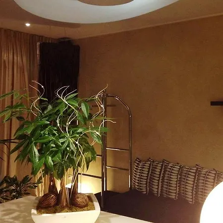 特瑞埃斯特酒店 酒店