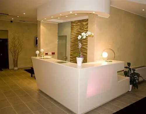 特瑞埃斯特酒店 4*