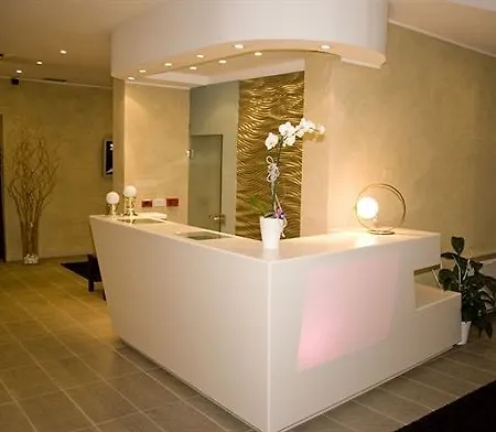 特瑞埃斯特酒店 4*